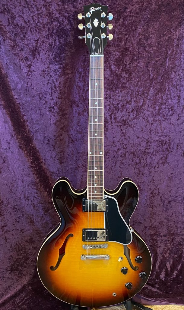 Custom ES-335 Sunburst NOS