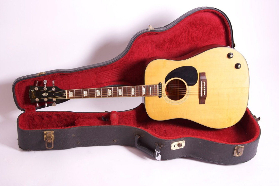 Gibson J-160E Custom 1975