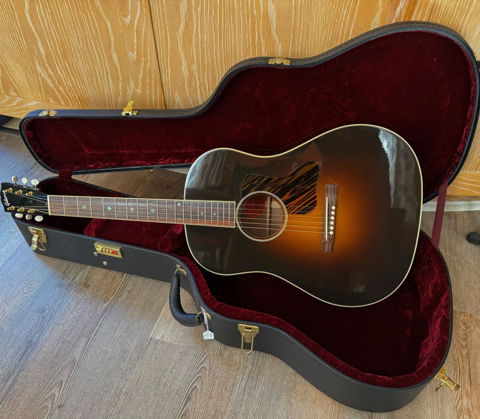 Gibson Jackson Browne