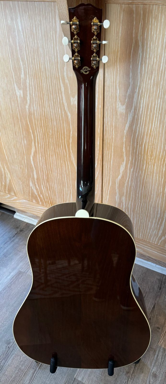 Gibson Jackson Browne